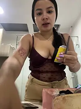 Snapshot of ValeriaOrtega chatting on 04-18-26, 11:36 ValeriaOrtega online show from 04-18-26, 11:36