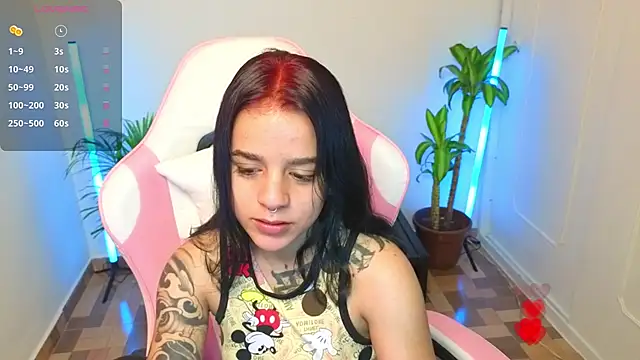 Nicole Foxx  online show from 05-08-26, 10:04