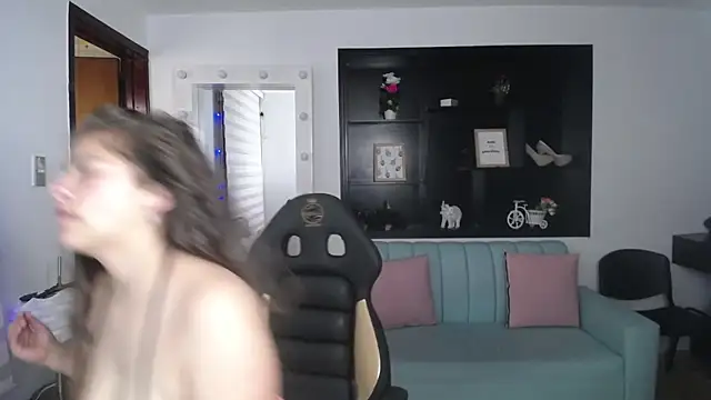 Kitten Cam online show from 02-15-25, 06:55