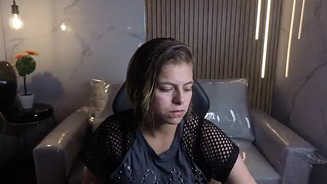 Kitten Cam online show from 05-06-26, 03:35