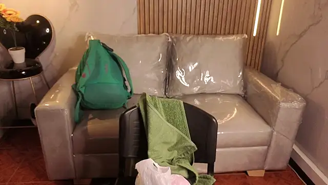Kitten Cam online show from 06-23-26, 01:14