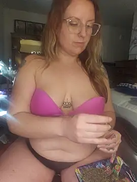 TattedMamaXOXO online show from 02-25-25, 03:49