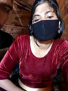 Hot couple 1 online show from 02-21-26, 04:52