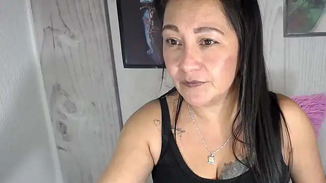 JULIANAWET69 online show from 11-02-25, 03:53