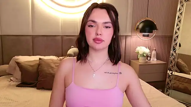 LauraBrigs online show from 03-17-25, 08:40