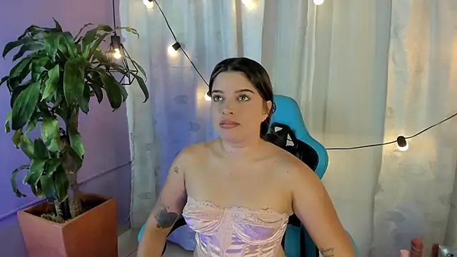 Lia little18 online show from 06-12-26, 09:25