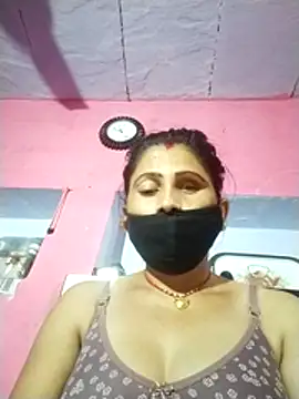 Snapshot of Bhavya_Bhan chatting on 11-06-25, 05:14 Bhavya Bhan online show from 11-06-25, 05:14