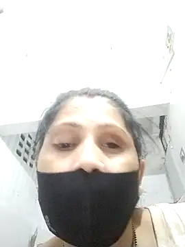 Snapshot of Bhavya_Bhan chatting on 07-30-26, 05:01 Bhavya Bhan online show from 07-30-26, 05:01