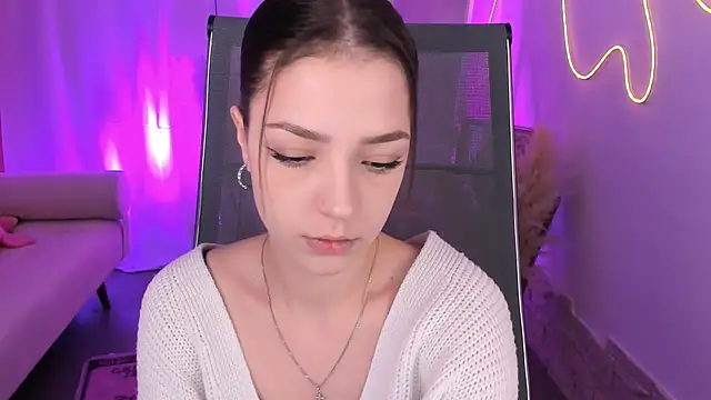 PamBeesly online show from 01-12-26, 08:30