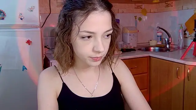 PamBeesly online show from 02-08-26, 08:18