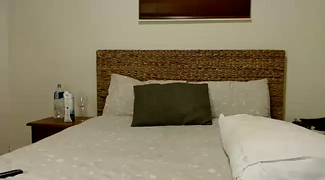 Godessofpleasxa online show from 02-20-25, 07:41