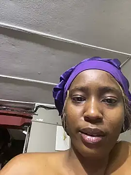 Snapshot of Spicey-CheekssX chatting on 01-31-25, 10:42 Spicey-CheekssX online show from 01-31-25, 10:42