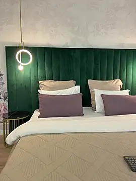 AnneCurtis online show from 01-18-26, 02:59