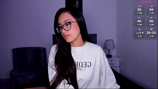 Snapshot of AgathaHowland_ chatting on 10-15-25, 08:36 AgathaHowland online show from 10-15-25, 08:36