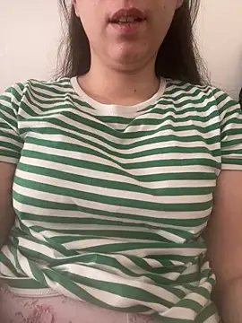 Snapshot of haskadin chatting on 01-31-25, 10:31 haskadin online show from 01-31-25, 10:31