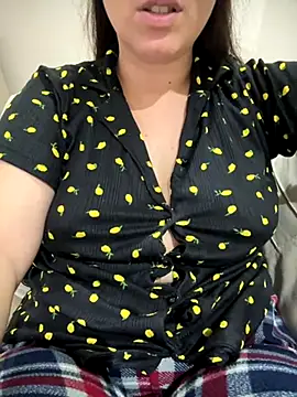 Snapshot of haskadin chatting on 09-29-25, 06:35 haskadin online show from 09-29-25, 06:35