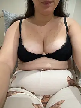 Snapshot of haskadin chatting on 10-01-25, 07:20 haskadin online show from 10-01-25, 07:20