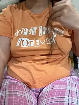 Snapshot of haskadin chatting on 11-06-25, 08:21 haskadin online show from 11-06-25, 08:21