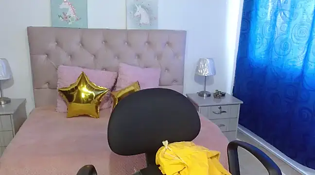 Snapshot of LITTLEDOLLHOT chatting on 01-25-25, 02:03 LITTLEDOLLHOT online show from 01-25-25, 02:03