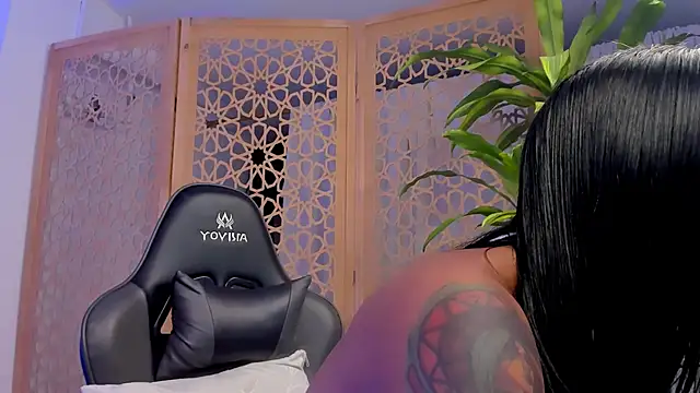 sophierooy22 online show from 02-06-25, 02:58