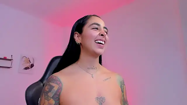 sophierooy22 online show from 09-30-25, 07:41