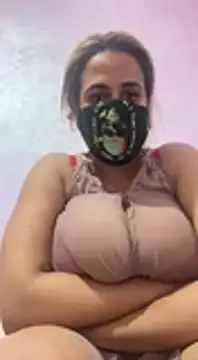 Snapshot of Lola-Sexxx chatting on 02-07-25, 11:34 Lola-Sexxx online show from 02-07-25, 11:34