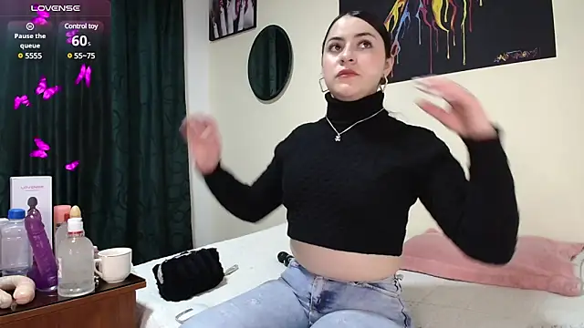 Emmie Hot online show from 03-18-25, 12:03