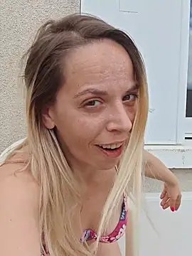 SweetyNinaOff1 online show from 05-01-26, 01:59