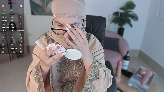 Ayha khalaf online show from 09-27-25, 01:43