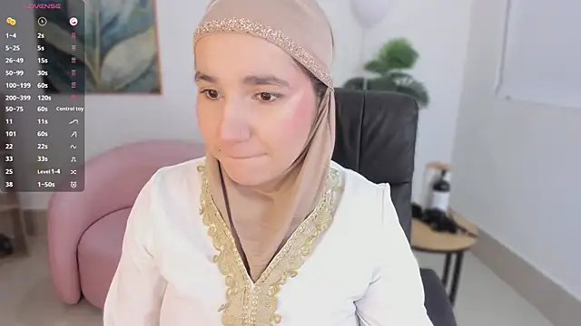 Ayha khalaf online show from 09-28-25, 01:22