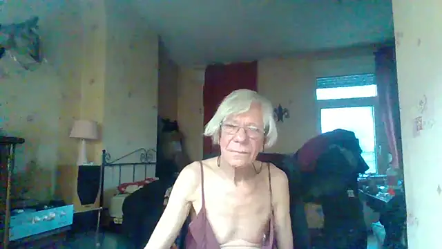 Snapshot of rosanetrav chatting on 03-24-26, 05:56 rosanetrav online show from 03-24-26, 05:56