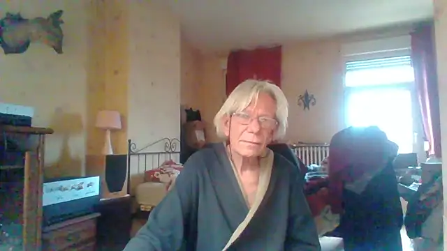 Snapshot of rosanetrav chatting on 04-12-26, 07:02 rosanetrav online show from 04-12-26, 07:02