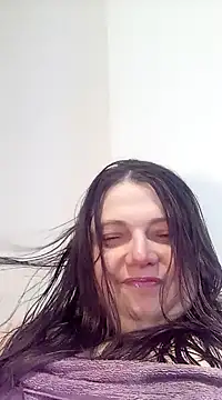 Snapshot of HotHornyEmmaX chatting on 01-23-25, 01:13 HotHornyEmmaX online show from 01-23-25, 01:13