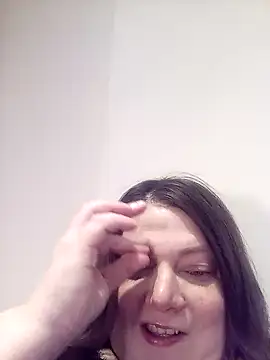 Snapshot of HotHornyEmmaX chatting on 02-16-25, 07:15 HotHornyEmmaX online show from 02-16-25, 07:15