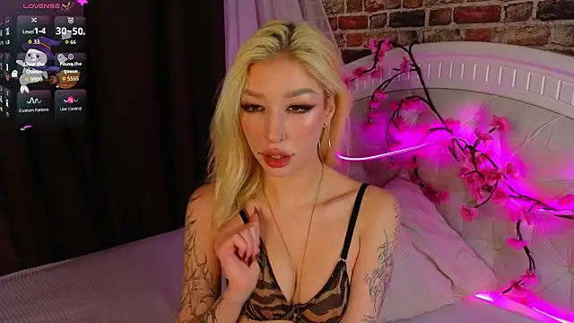 SallyCha online show from 11-07-25, 08:25