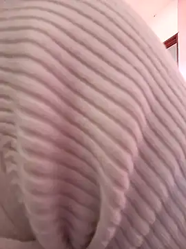 Lili Bykers online show from 10-26-25, 07:31