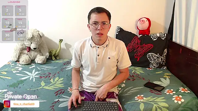 Snapshot of Tina_4_Charlie chatting on 10-13-25, 02:17 Tina 4 Charlie online show from 10-13-25, 02:17