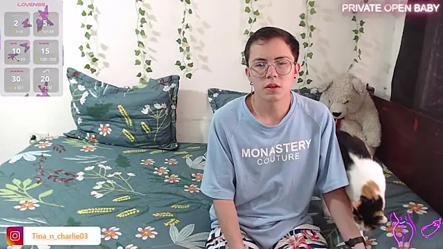 Snapshot of Tina_4_Charlie chatting on 11-03-25, 12:39 Tina 4 Charlie online show from 11-03-25, 12:39