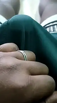 Snapshot of Raj41 chatting on 03-03-25, 05:31 Raj41 online show from 03-03-25, 05:31