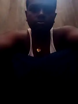 Snapshot of Raj41 chatting on 10-09-25, 01:03 Raj41 online show from 10-09-25, 01:03