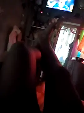 Snapshot of Raj41 chatting on 10-29-25, 08:27 Raj41 online show from 10-29-25, 08:27