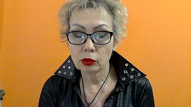 NessyJenixs online show from 01-27-25, 05:26