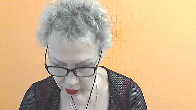 NessyJenixs online show from 11-29-25, 07:55