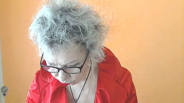NessyJenixs online show from 05-04-26, 06:09