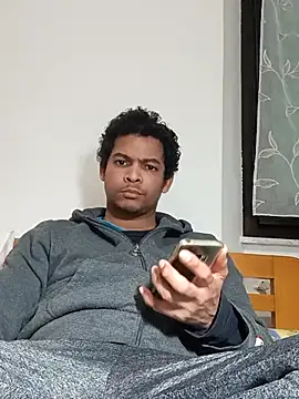 Snapshot of cingonduro chatting on 02-14-26, 05:53 cingonduro online show from 02-14-26, 05:53