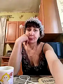 Laura Kiss online show from 01-01-25, 09:49