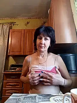 Laura Kiss online show from 01-03-25, 10:41