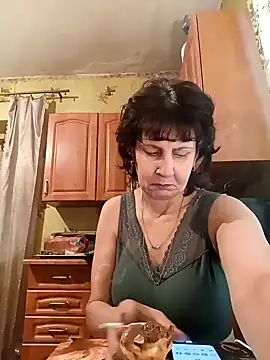 Laura Kiss online show from 01-17-25, 08:45
