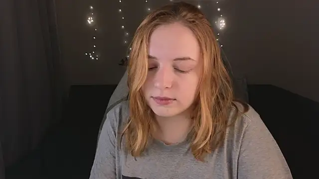 Snapshot of Hanna_melon chatting on 10-23-25, 08:51 Hanna melon online show from 10-23-25, 08:51