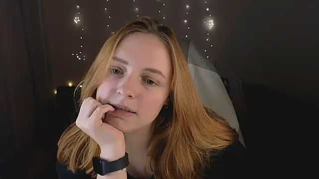 Snapshot of Hanna_melon chatting on 10-28-25, 09:28 Hanna melon online show from 10-28-25, 09:28